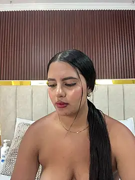AnitaMore_ webcam