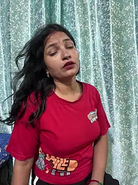 Priyaa_1433