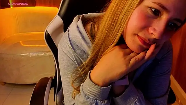 Aratna_Blonde_Tx