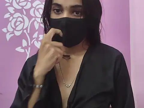 Shanaya-xo live cam preview