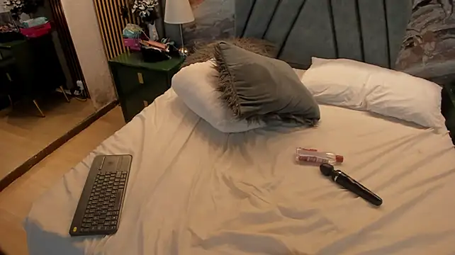 Dulce_Glamor_ webcam