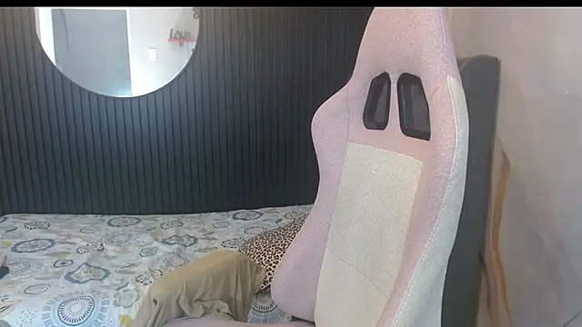 naomis_36 webcam