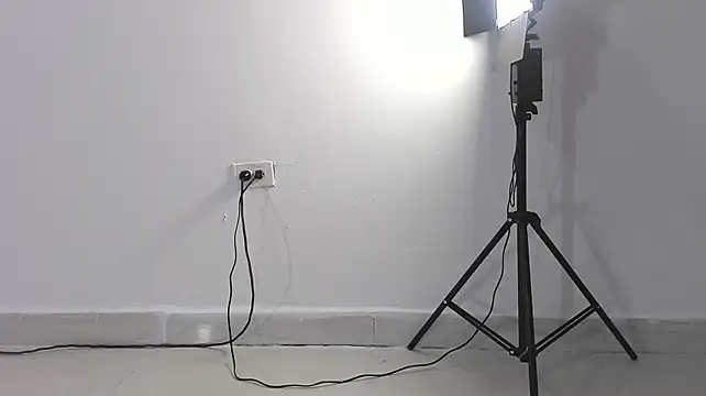 ArohomLester_ live sex cam