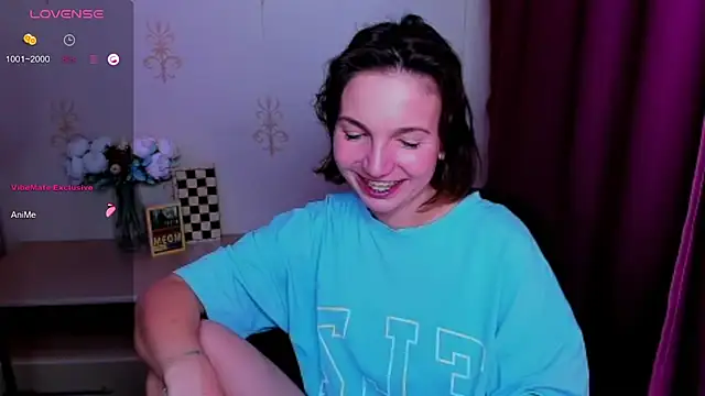 KindHazelHere_ webcam