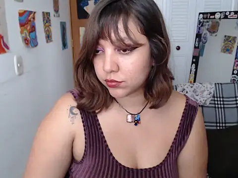 soynanabela28 live sex cam