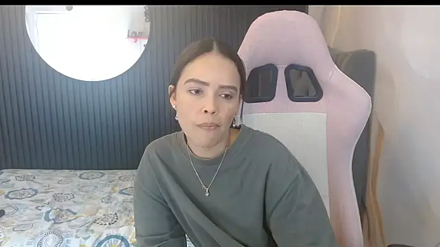 naomis_36 webcam