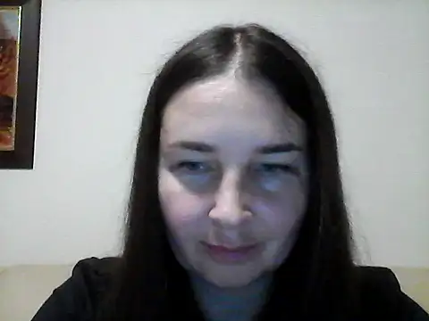 Kirahugme live cam on StripChat