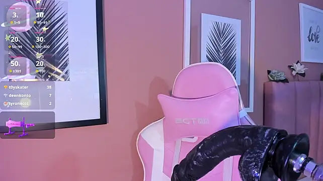 mia_celezte webcam