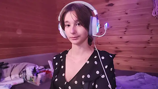 SilvaDevil live cam on StripChat