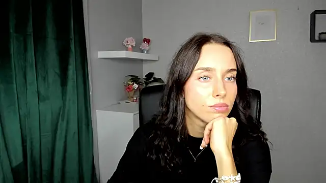 AdeleSolo webcam