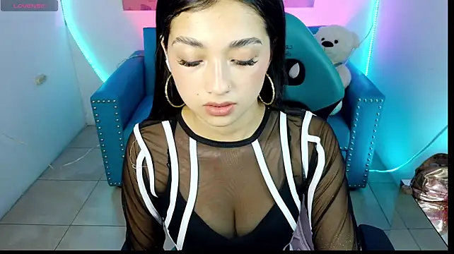 cherry_queen_m live cam on StripChat