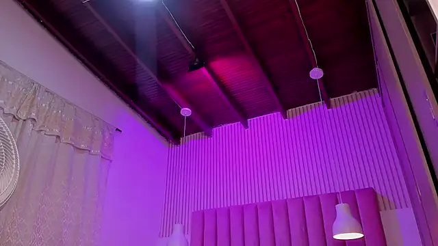 ScarlettDreamss7 live sex cam