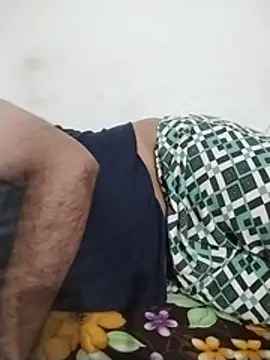 Desi_Gujju_Boy live cam on StripChat