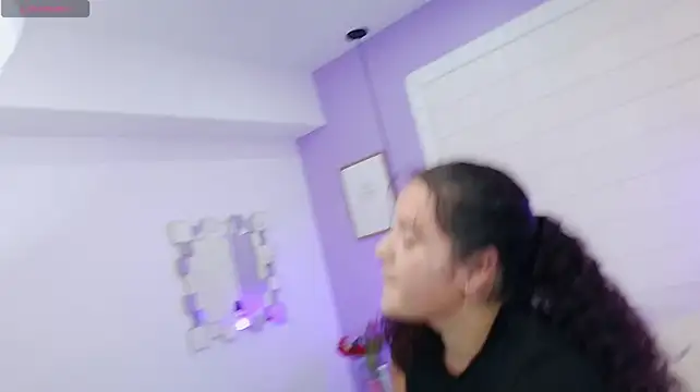 naomi_taylor27 webcam