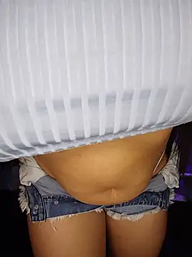Mysticdooll69 webcam