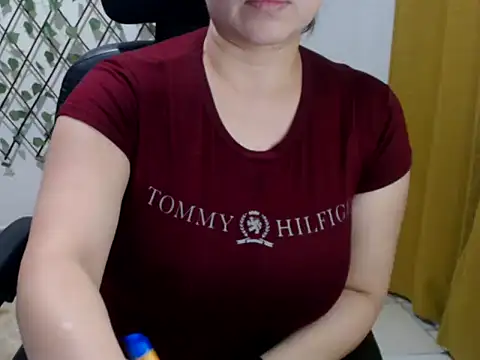 Elina_Rose888