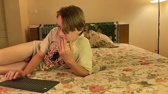 KellyTwink