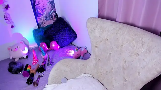 Lucille_69 webcam