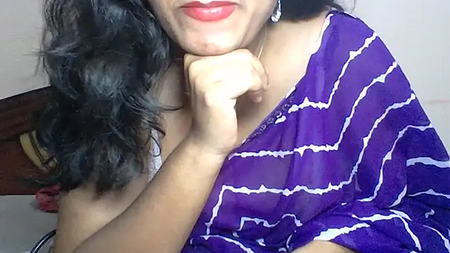 Kannada-Anu-Anu2002