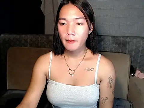 Redthai_Subha webcam