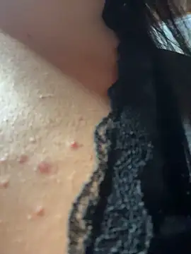 Emily_Gomezz webcam