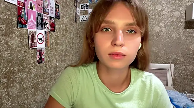 LilliaEhmen webcam