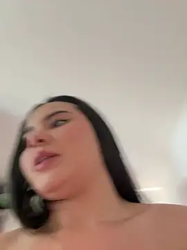 Jenn_Layton webcam