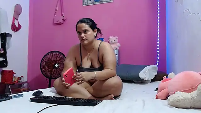 brunnette_hot webcam