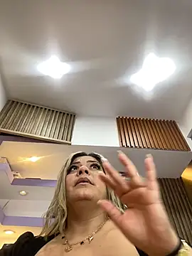 isabella_horney_ webcam