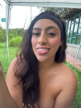 JuliettaGmz webcam