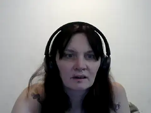 Hotmodel1984 webcam