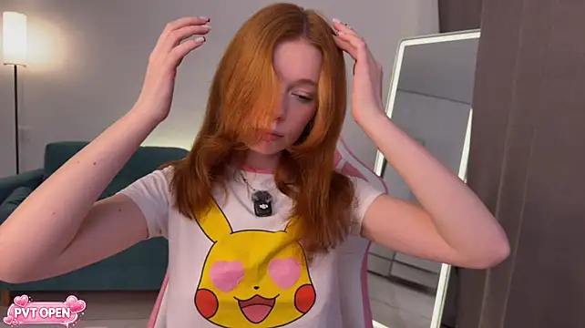 eva_aria webcam