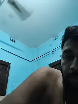 bullet_king0 (Ask my age) - Instant cum.