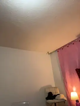 Angela-Diaz webcam