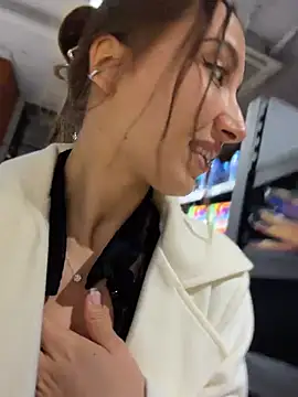 ICrazyOneIRL webcam