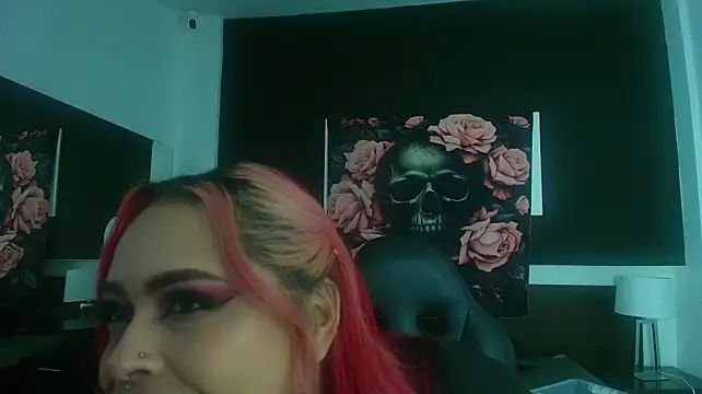 EvaaFoxxy1 webcam