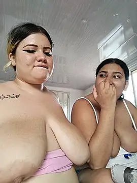 Sara_y_Amy webcam