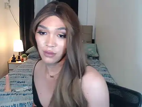 loveasianjhaine24 webcam