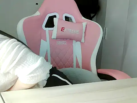 lucienguyen webcam