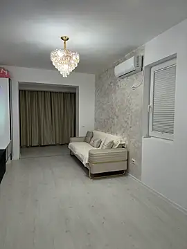 KirstieVegas