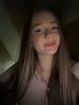 milaa_sun webcam