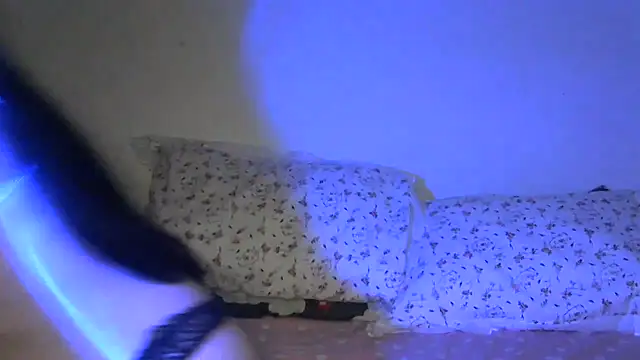 aanya_1010 webcam