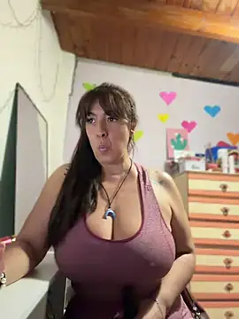 Sofyalone_ webcam