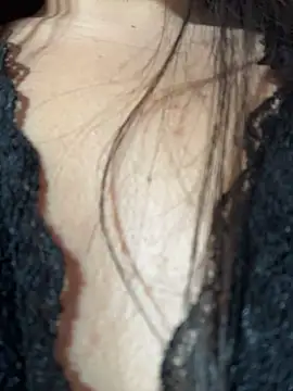 emily gomezz