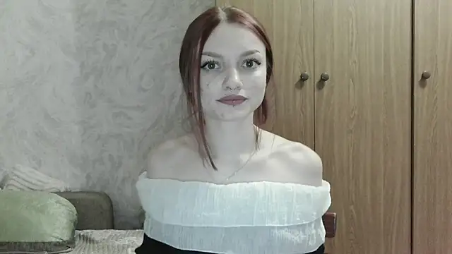 Lola_SweetGlow