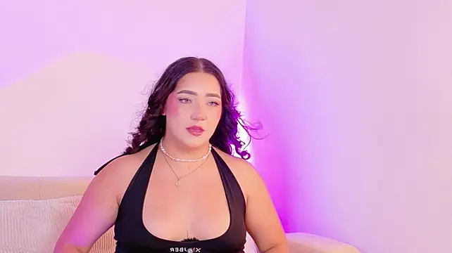hannah_pradaa