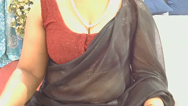 Mallu_Manisha live cam on StripChat