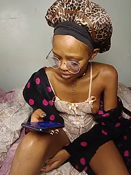 Midnight__Snack webcam
