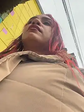 Sara-77 webcam