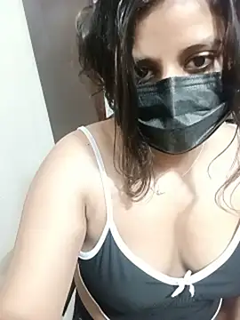 Hot_saumya